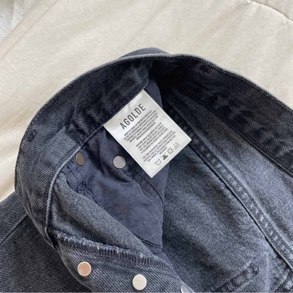 AGOLDE Dee High Waisted Shorts in "Exhibit" - Picture 7 of 11